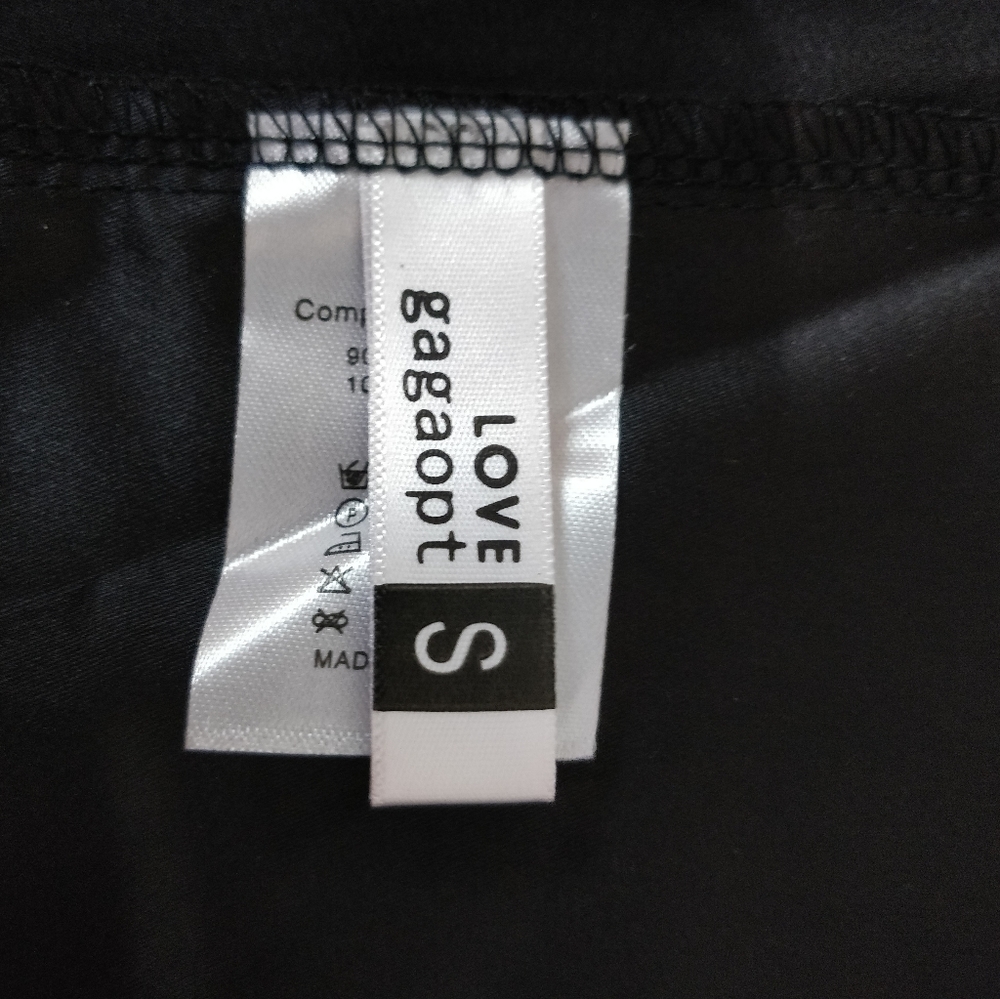 NWOT black silky tie front crop bralette - Picture 12 of 16